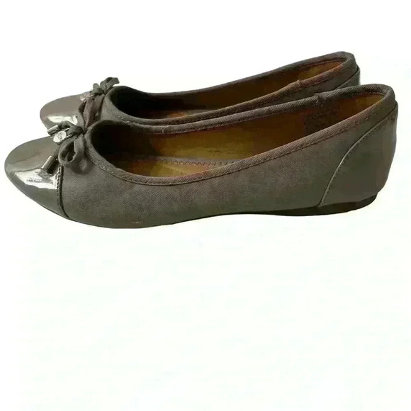 G.H. Bass Women's Lacy Ballet Flats Size 6 - Picture 1 of 8